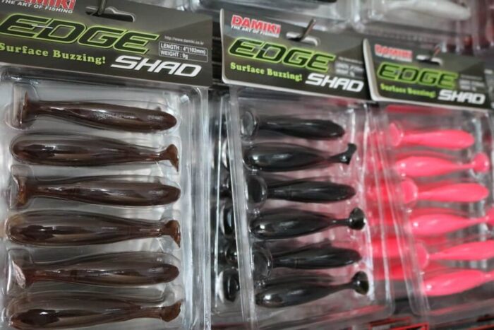 Damiki Edge Shad 10.2CM (4 inch), 014 (Black Mix Flake), 6buc/plic - imagine 4