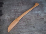 Dread Cat clonc din lemn pentru somn model 6, 39cm, pastila 4.4cm dreapta